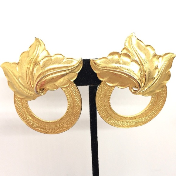 VINTAGE 80S 90S ORGANIC BRUSHED GOLD STATEMENT HOOP EARRING LEAVES PARISIAN CHIC - Picture 4 of 16